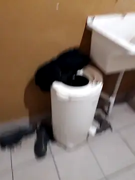 ramiroivan200 online show from March 3, 2:35 pm