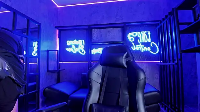 FemNoa online show from February 23, 1:13 pm