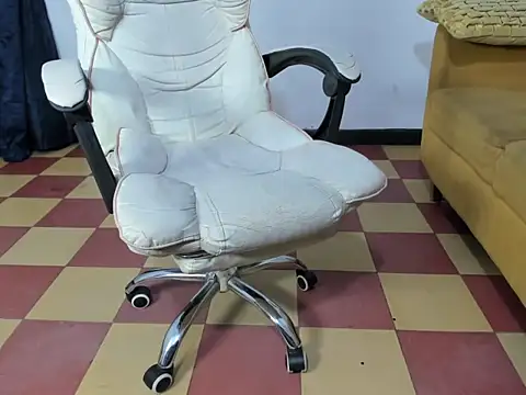 Andres sant  online show from March 12, 6:43 am