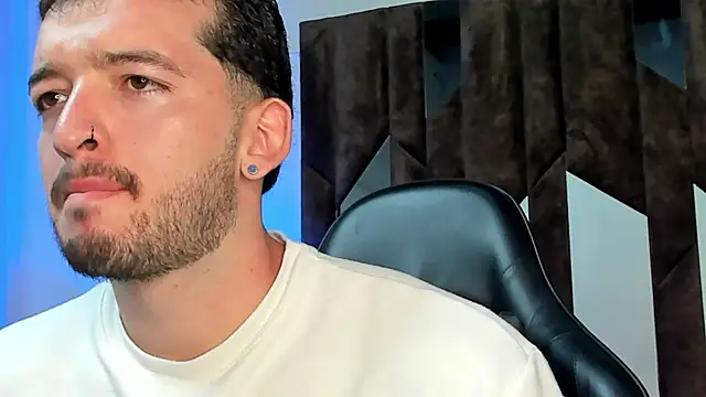 Logan Wolf-js online show from July 16, 3:30 pm