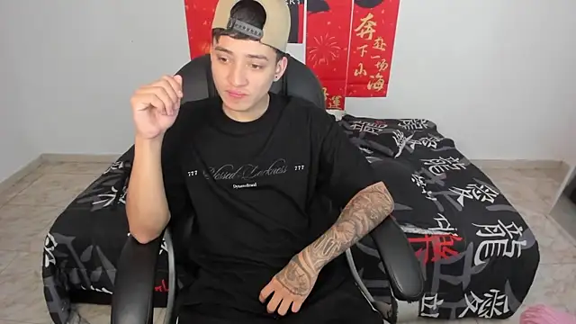 Wesleey-Boy online show from April 10, 7:43 pm