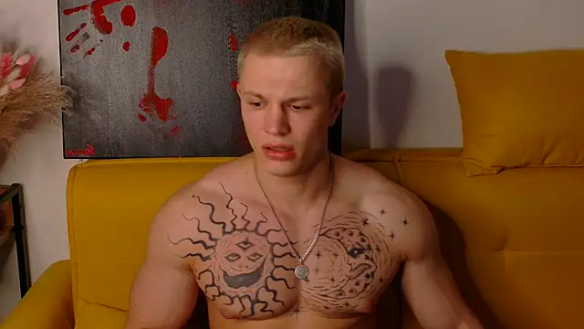 SterlingNoir online show from March 14, 7:32 pm