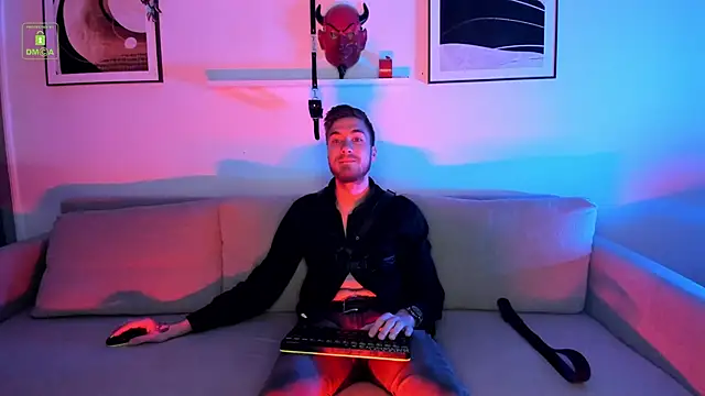 Harvey Wiliams online show from March 29, 9:31 am