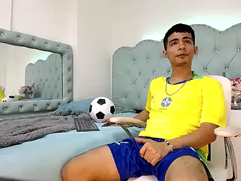 Apolo Richards online show from February 11, 8:47 pm