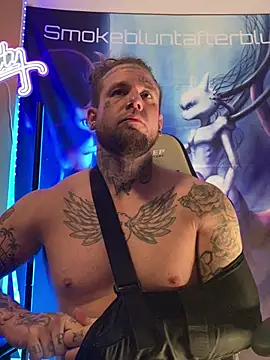 Smokebluntafterblunt online show from March 9, 6:29 am