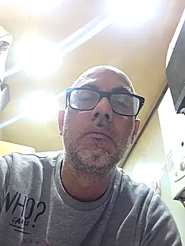 pareja47 online show from May 15, 7:44 pm