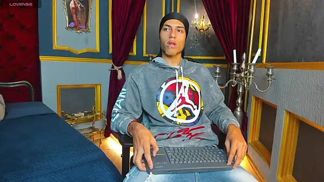 ItsZairen online show from March 14, 3:46 am