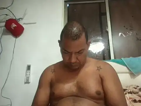 Quillero18 online show from February 11, 4:12 pm