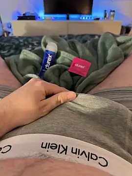 Thomascrtz online show from April 14, 9:25 pm