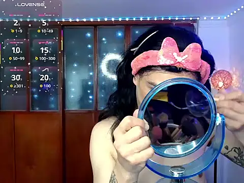 DanniHotBoy02 online show from March 12, 9:11 pm