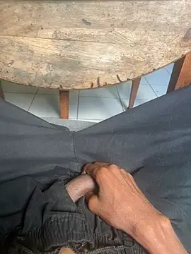 longuebitenoire971 online show from February 20, 5:59 pm