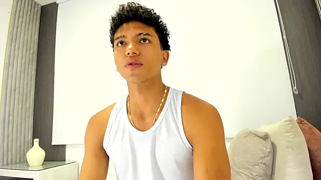 jhoystrong  online show from February 15, 1:41 pm