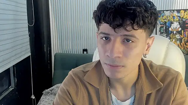 Angel St1 online show from April 10, 4:36 pm