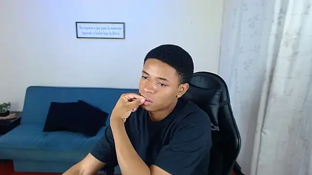 liiam3 online show from February 23, 9:05 pm