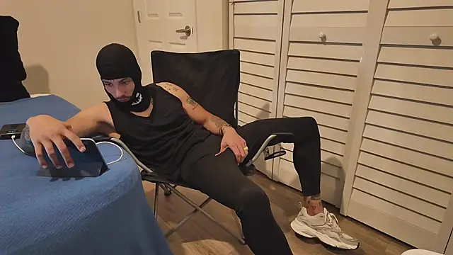 Alejandrosolerxxx online show from February 25, 2:56 am