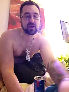 LargeLith online show from March 7, 10:29 pm