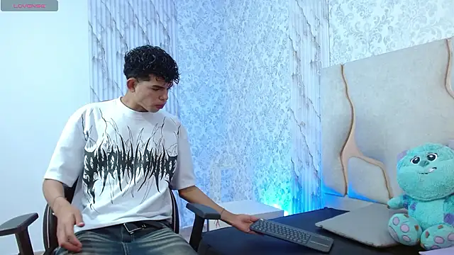 keahi tay online show from March 11, 1:18 pm