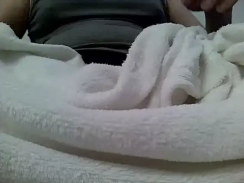 JoshyMaskedDude online show from February 18, 4:15 pm