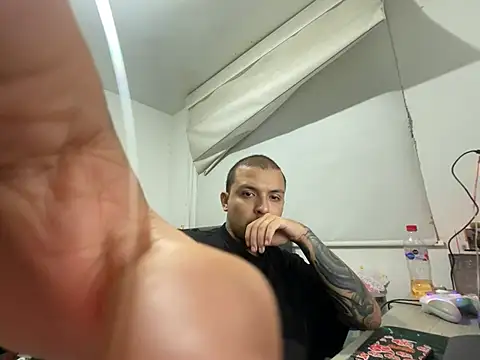 Maximo Garcia17 online show from April 17, 3:20 am