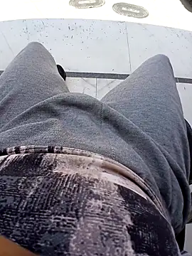 iambesting online show from April 2, 5:27 am