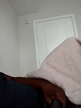 makeherfeelg online show from April 13, 12:28 pm