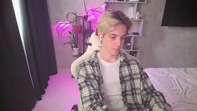 Jesse Miller online show from February 26, 9:10 am