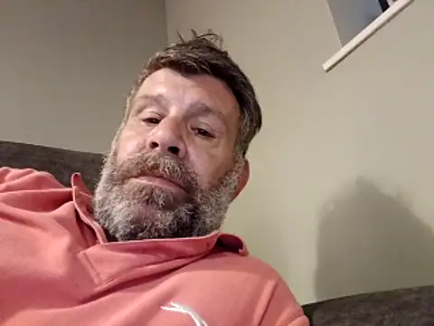 stud2512 online show from June 2, 8:32 pm