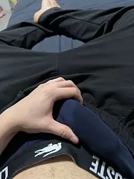 Vireontr1 online show from March 26, 8:24 pm