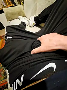 Kiffeur2Tn online show from April 22, 9:52 pm