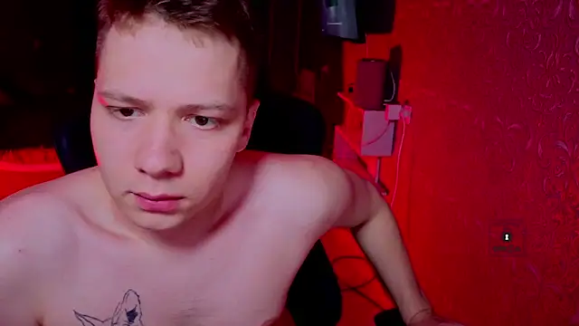 Karl Night  online show from April 3, 10:06 pm