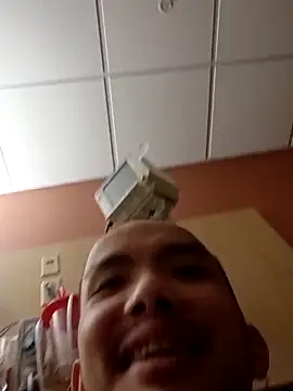 ken878997 online show from February 26, 12:01 am