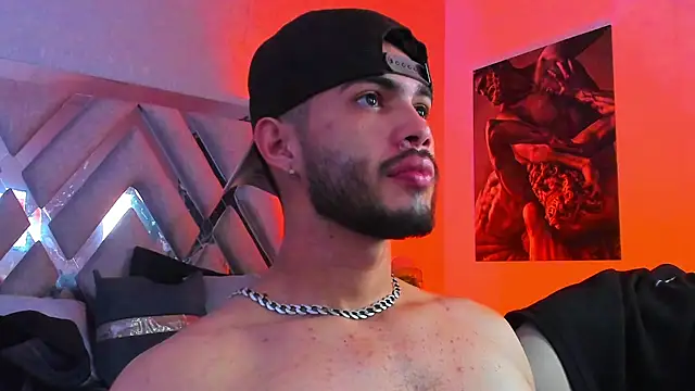 Vincentblack online show from April 4, 5:48 am