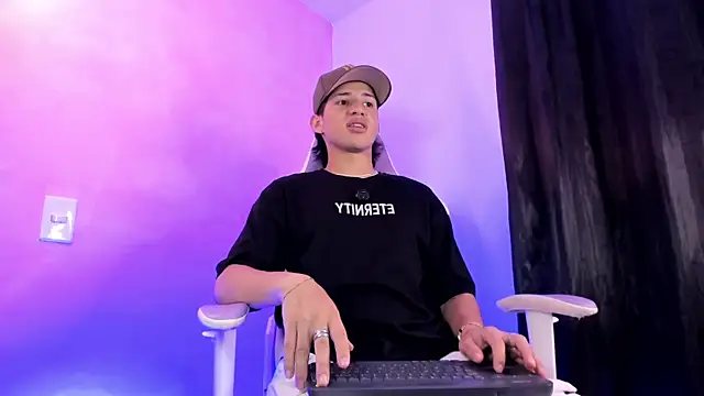 Nathan--Ferrara online show from May 25, 12:22 pm