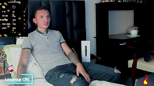 Mike Waters online show from February 26, 9:16 pm