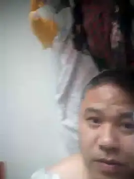 wanggang880903 online show from April 9, 6:19 am