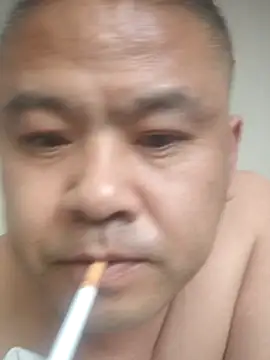 wanggang880903 online show from April 16, 10:34 pm