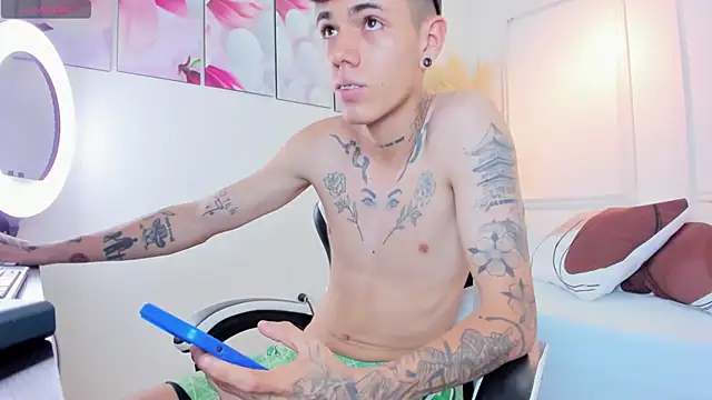 Tommy valverde online show from April 7, 7:14 pm