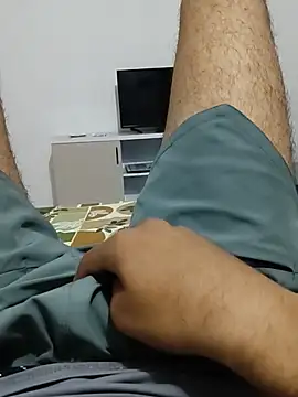 shybullggn online show from May 21, 4:44 pm