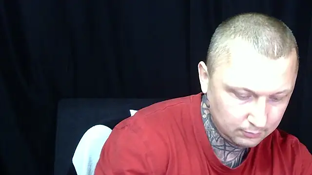 devilWithTats online show from March 19, 11:35 am