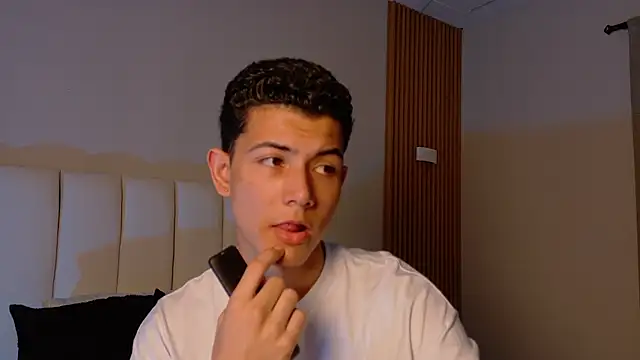 nicocrown online show from March 16, 7:51 pm