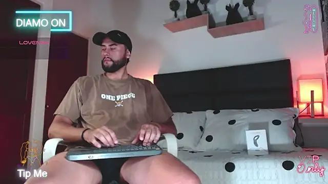 daniel hunther online show from March 28, 2:28 pm