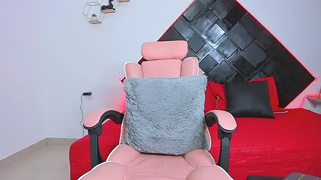 Dark Valentino  online show from March 18, 5:54 am