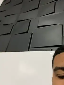 negro23cmdotado online show from June 18, 1:18 am