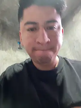 GoldenM95 online show from April 19, 7:05 pm