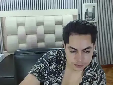 Alex Wolft online show from April 16, 12:27 pm