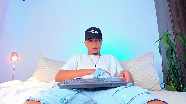 Randdy 333 online show from April 30, 5:47 am