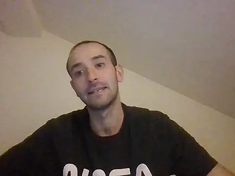 MessyBunco online show from March 13, 5:04 am