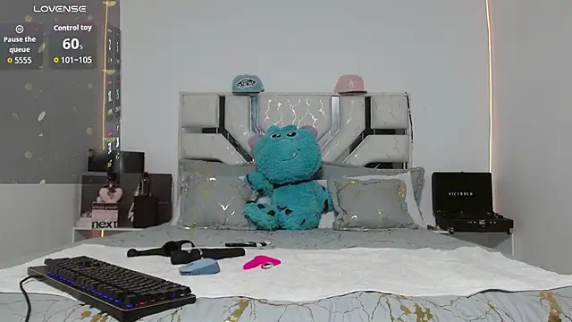 tiam muller fenix online show from April 20, 2:14 am