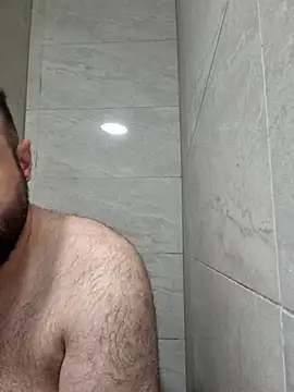 bigmillz32 online show from April 29, 11:55 pm