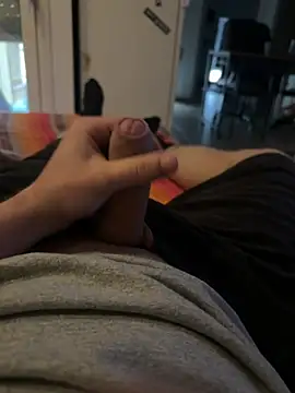 g thess online show from March 21, 3:16 pm